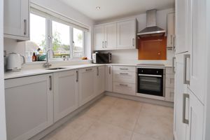 CHESTNUT WAY - click for photo gallery